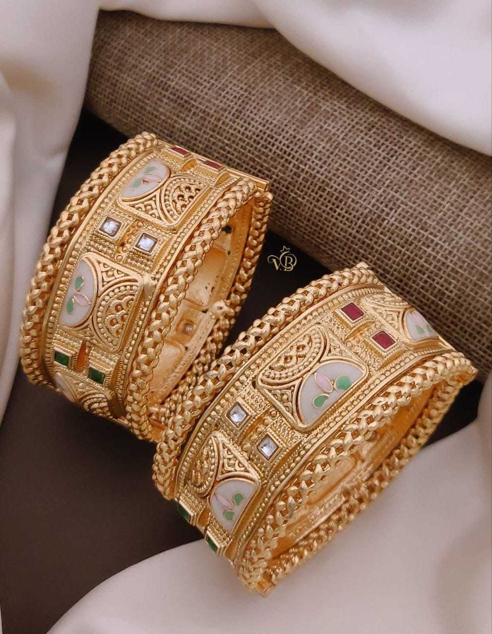 Kundan Bangles