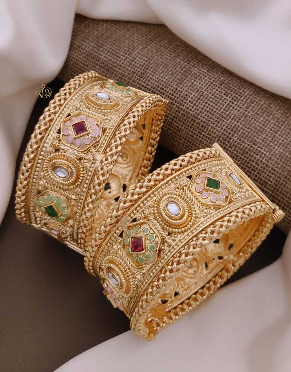 Kundan Bangles