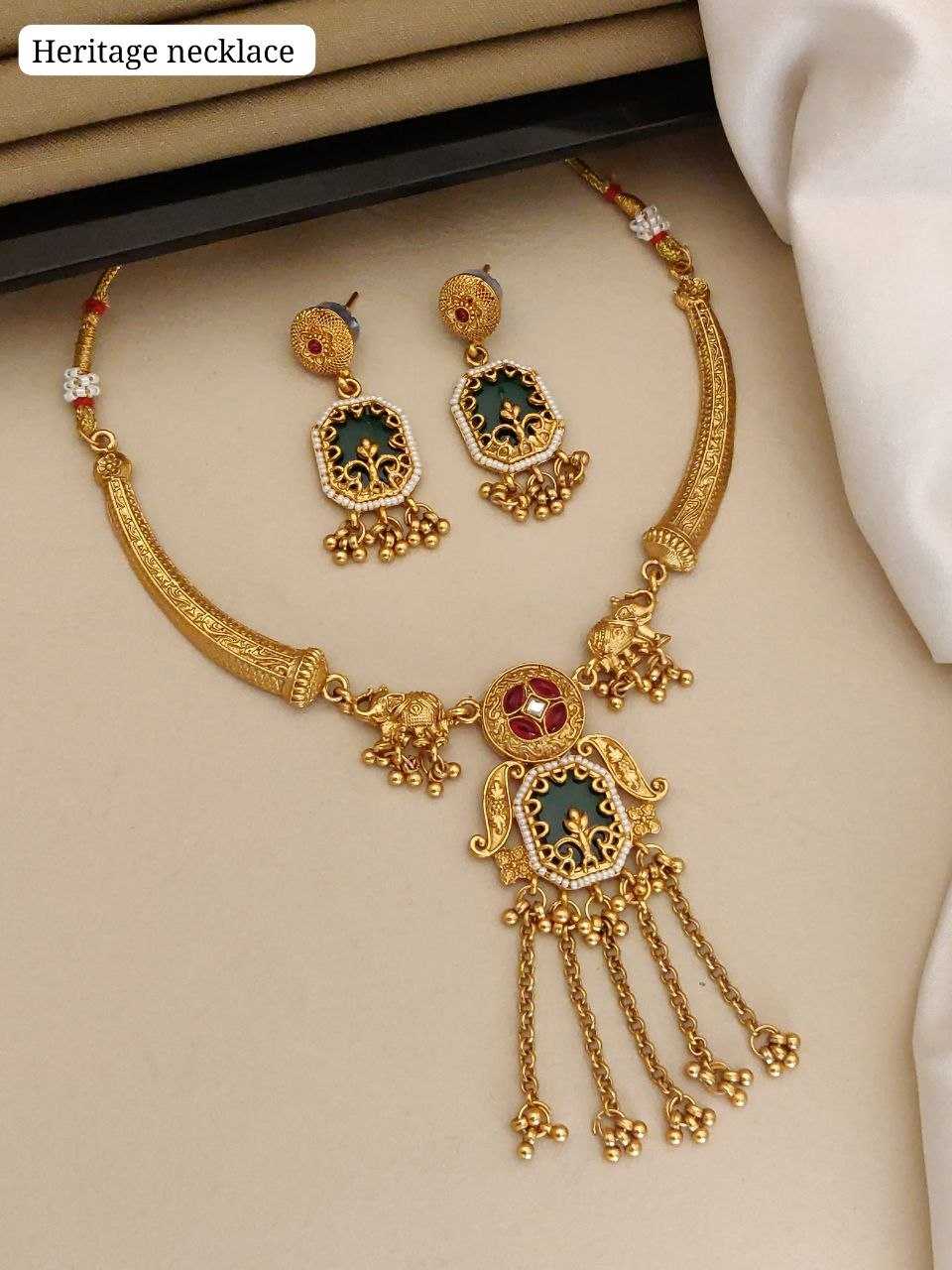 Necklaces Set