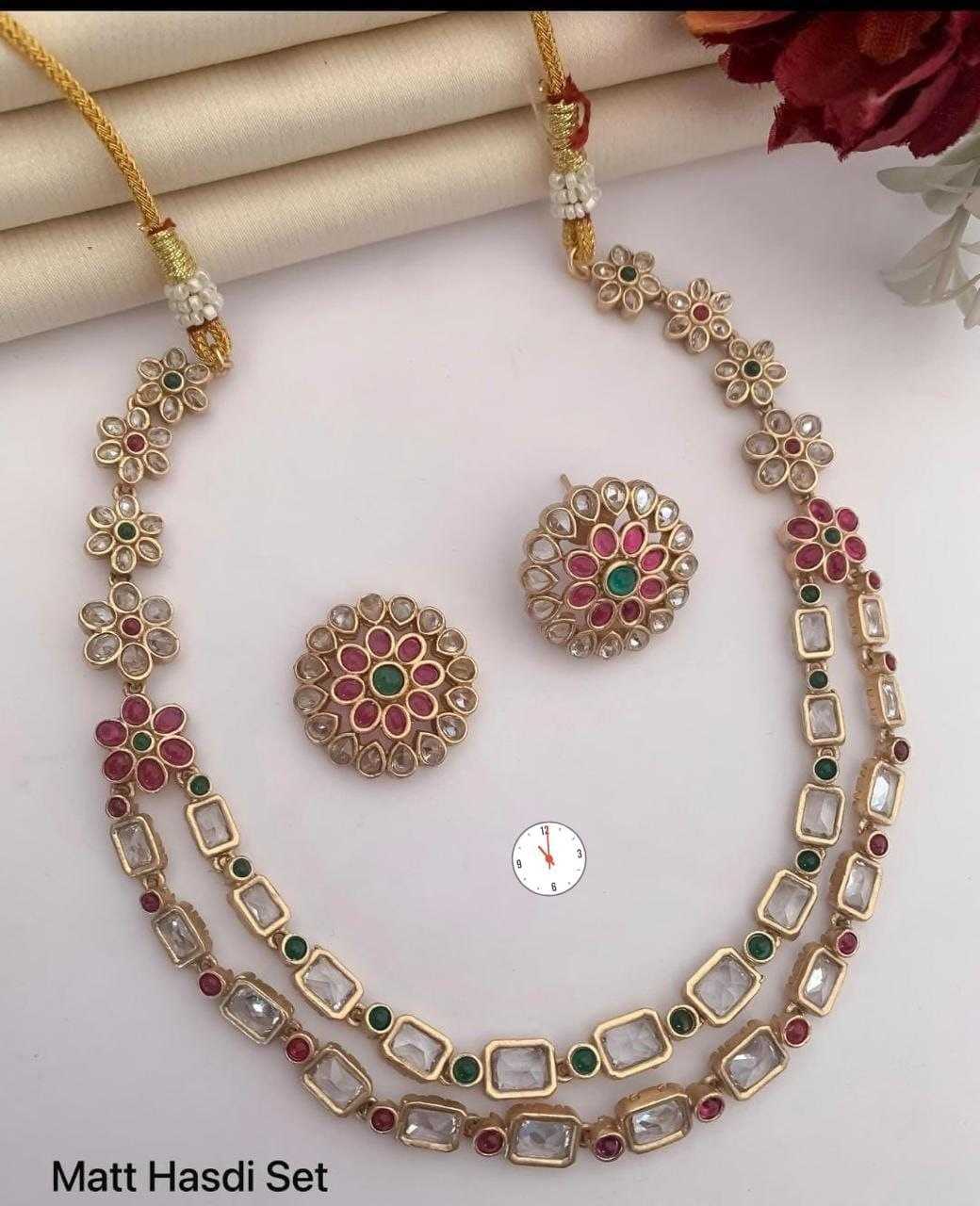 Necklaces Set
