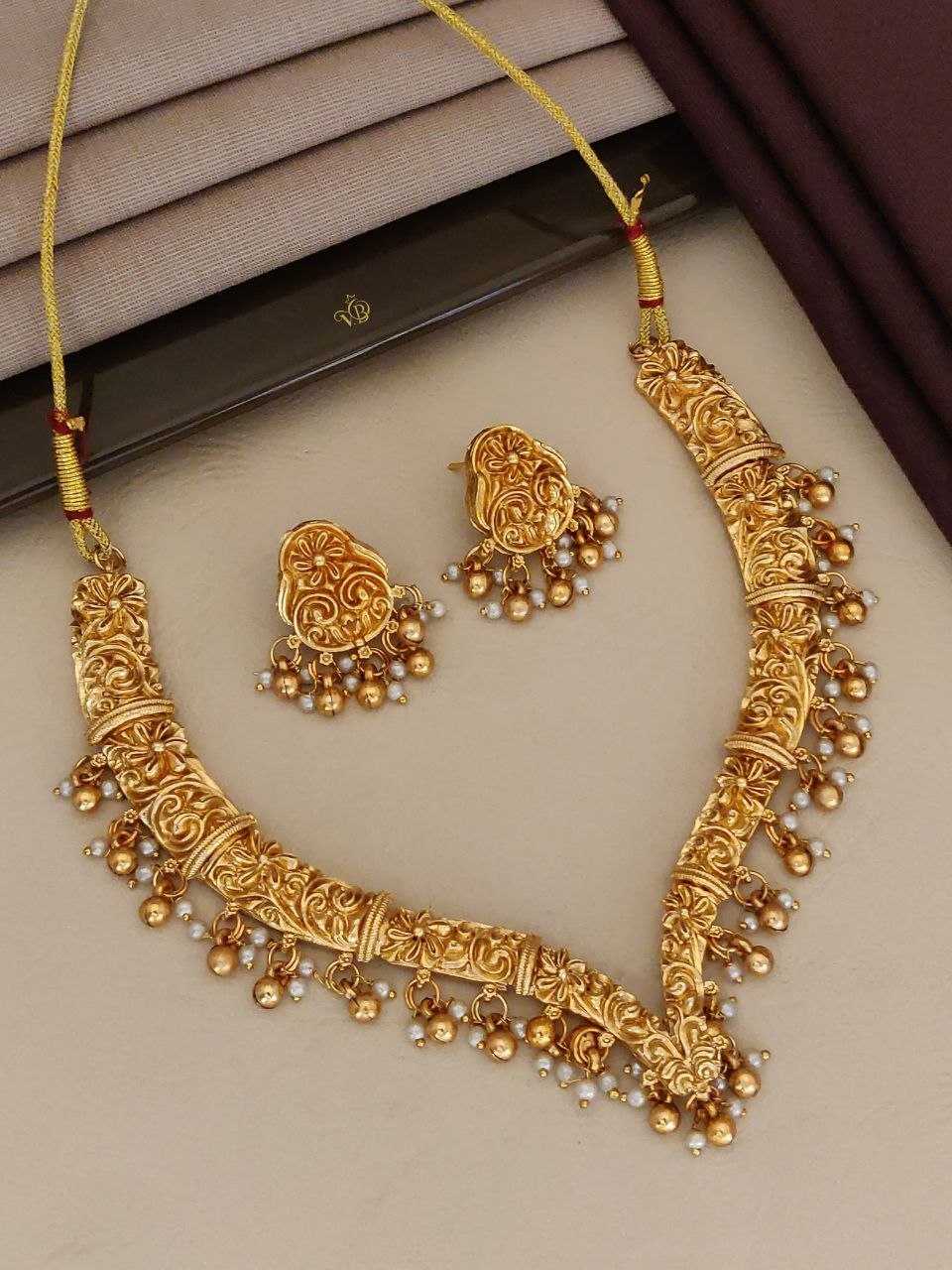 Brass Necklaces Set