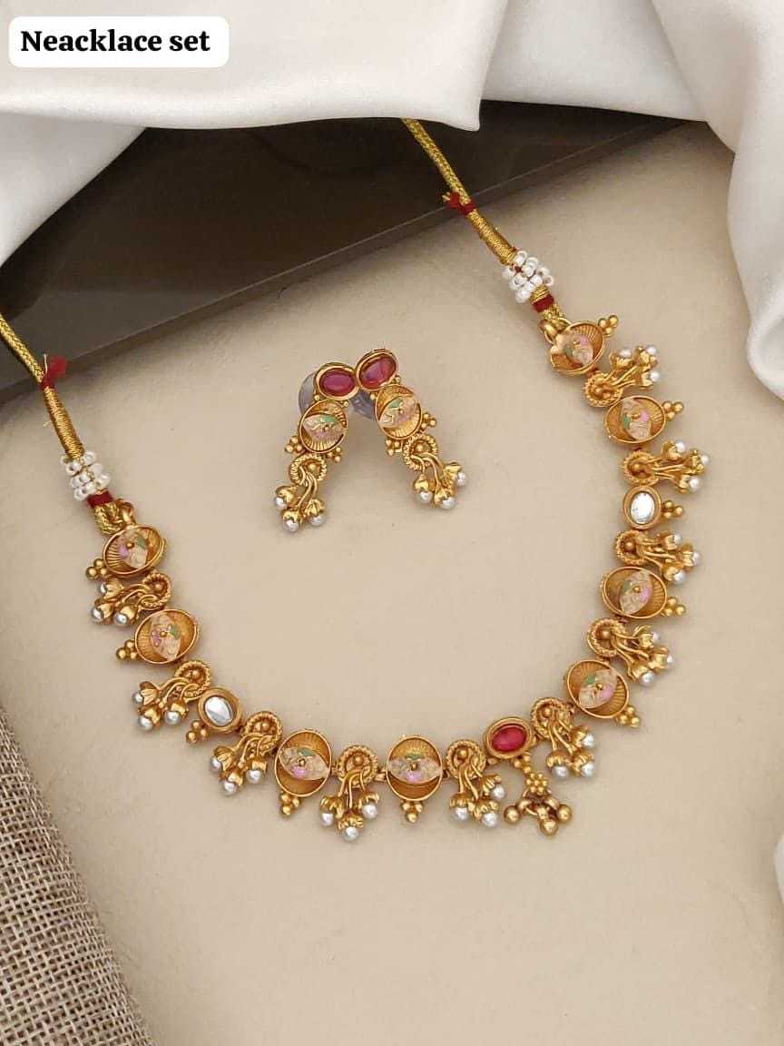 Brass Necklaces Set