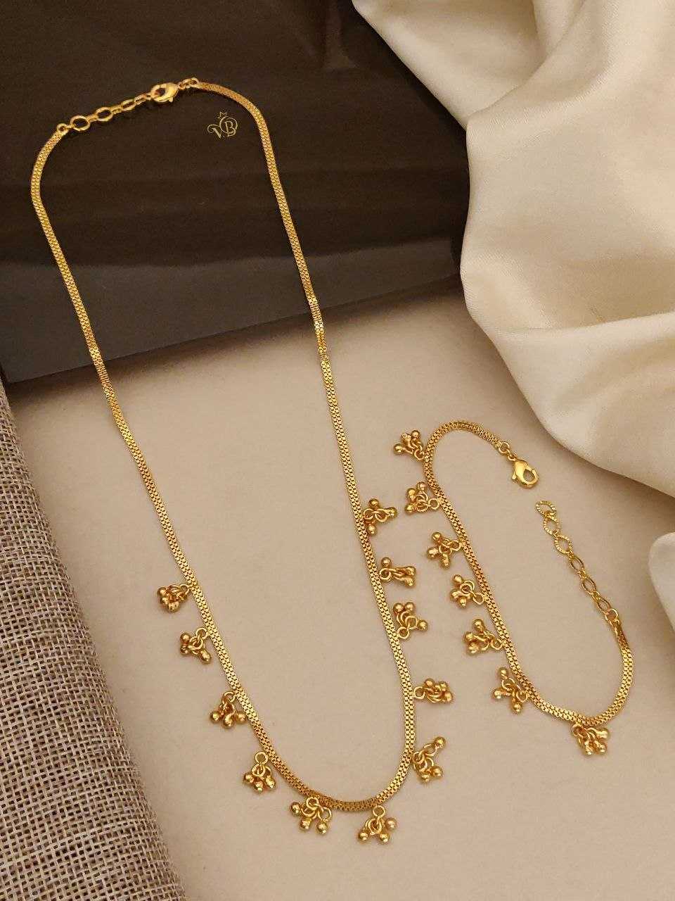 Women Chain