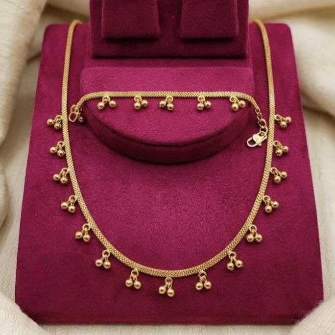 Women Chain