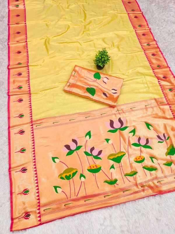 Aaradhna Tissue Silk Saree