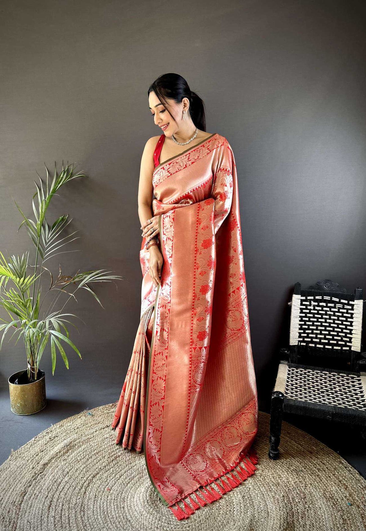 Griva Banarasi Soft Silk Saree
