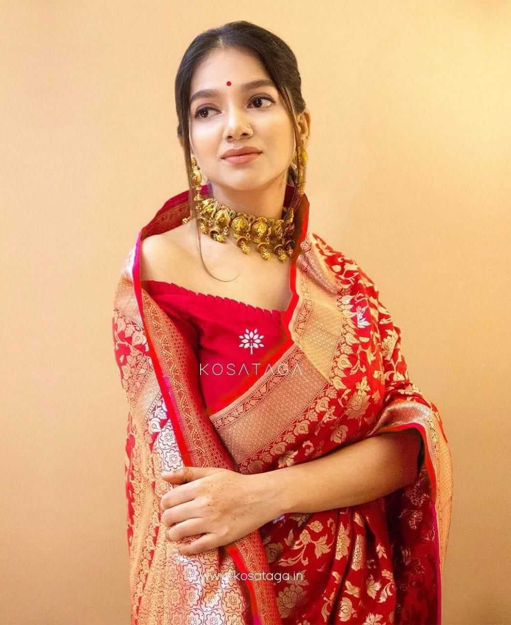 Lichi Silk Banarasi Saree