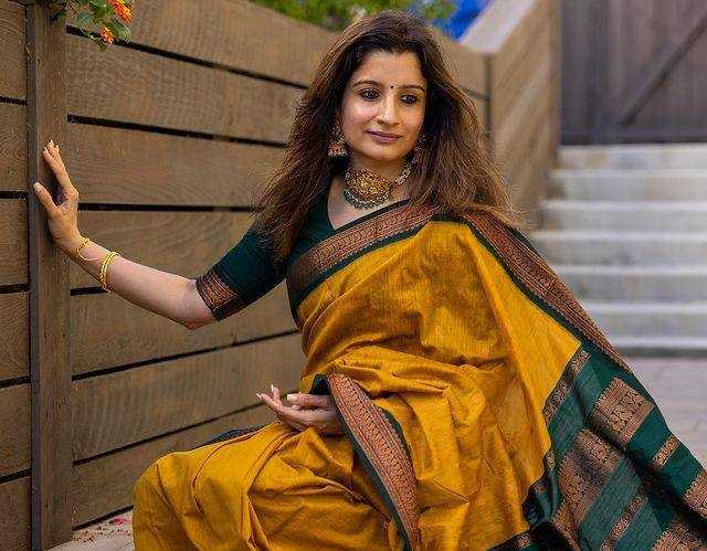 Lichi Silk Banarasi Saree