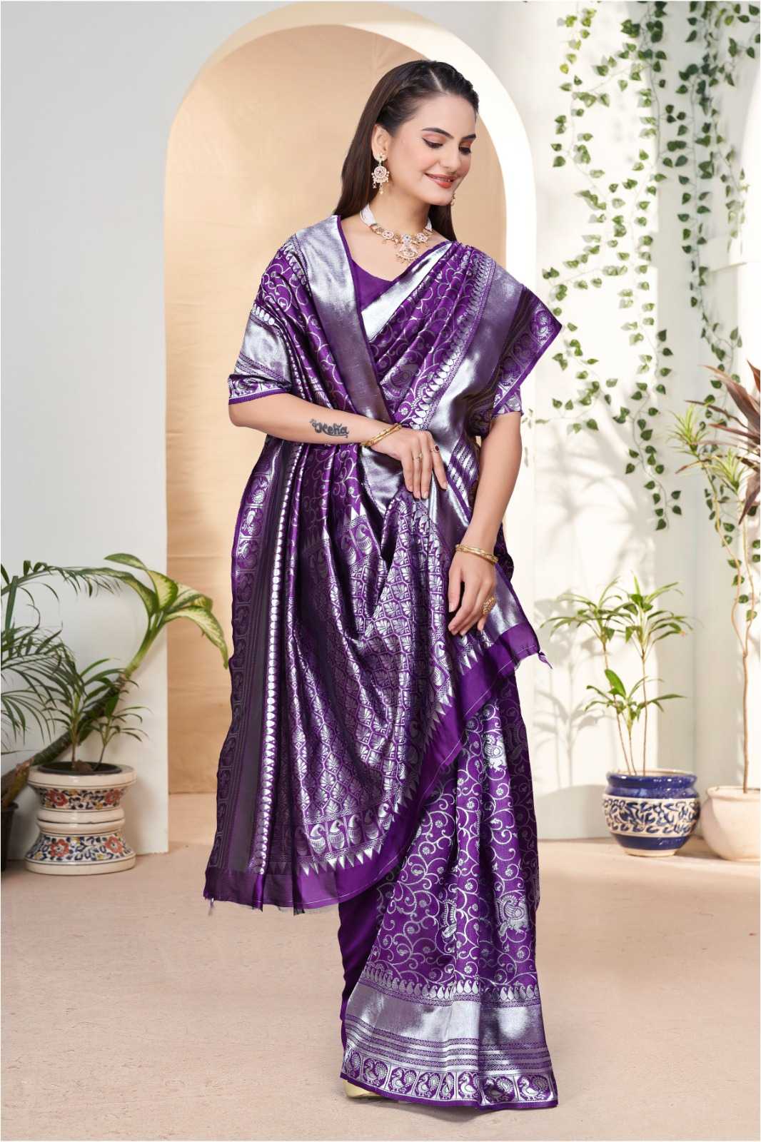 Lichi Silk Banarasi Saree