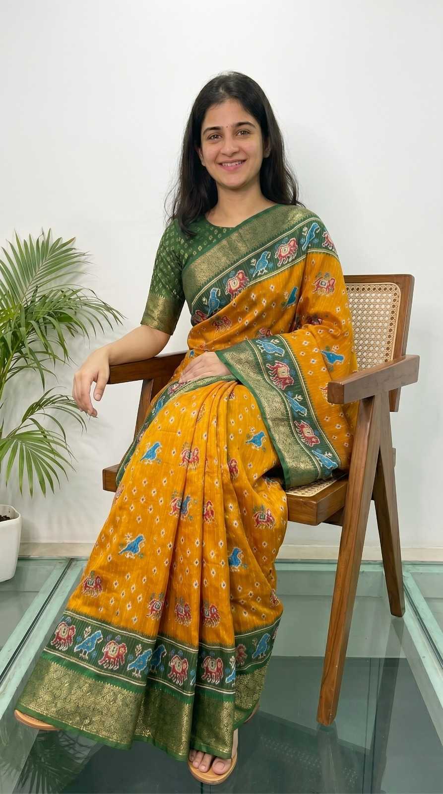 Dola Silk Saree in Mustred