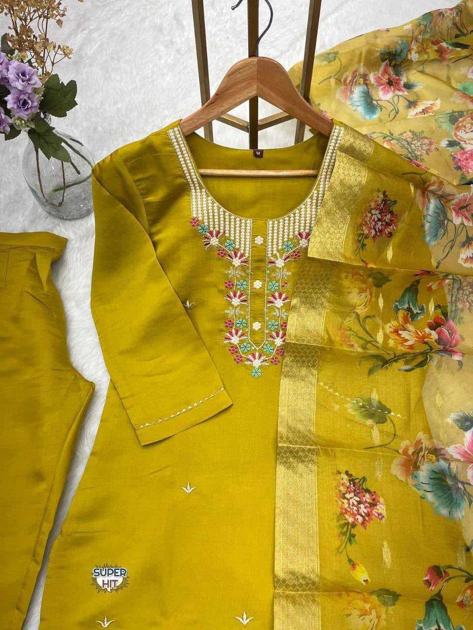 Embroidery Suit