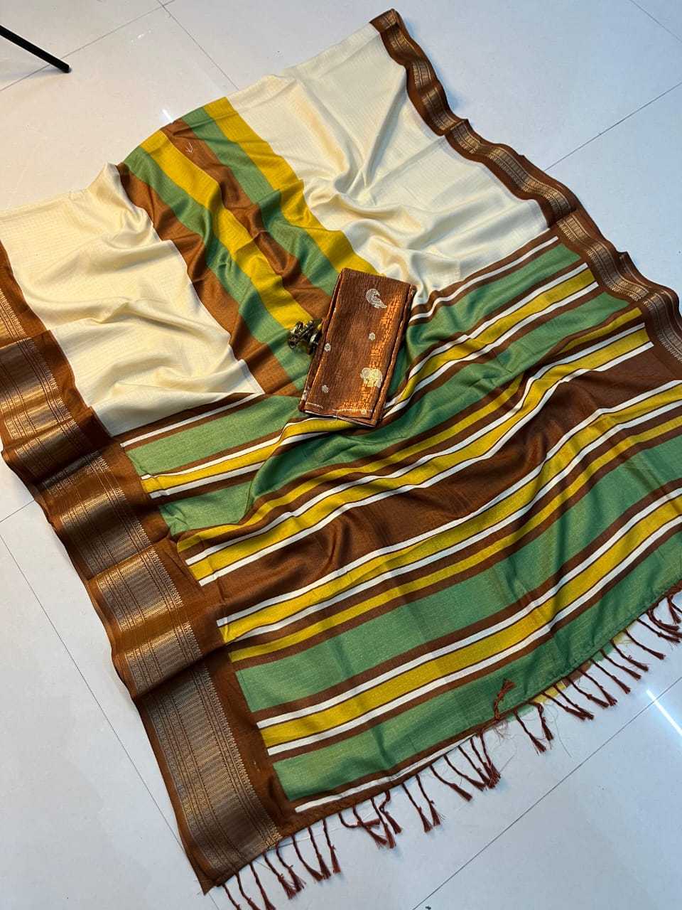 Dola Silk Saree With Jacket