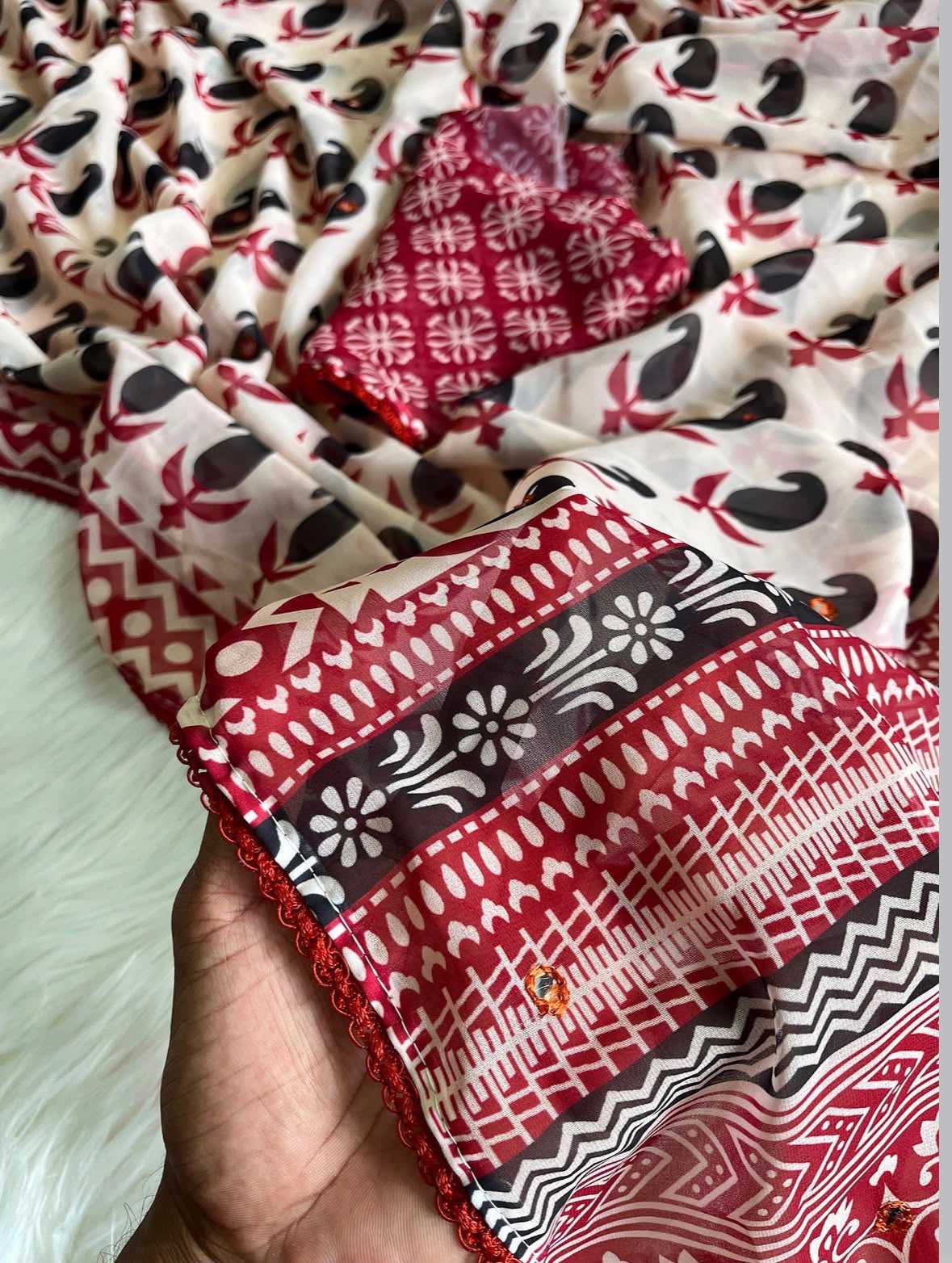 Avani Premium Georgette Printed Saree