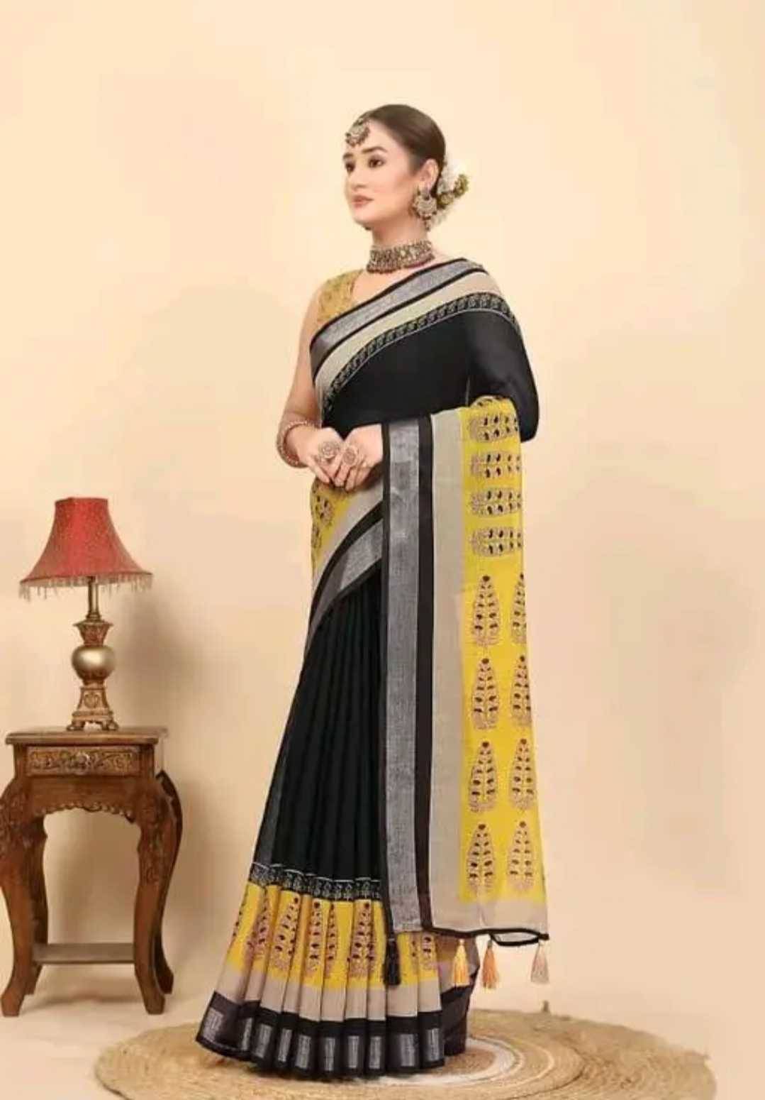Jamkudi Linen Cotton Saree in Black