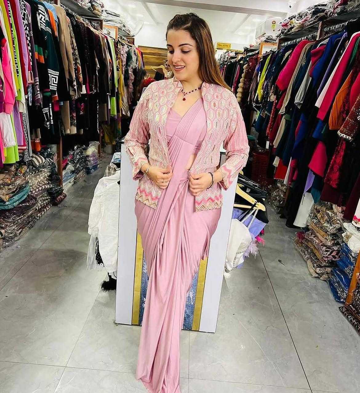 Sanvi Soft Silk Saree in Light Pink