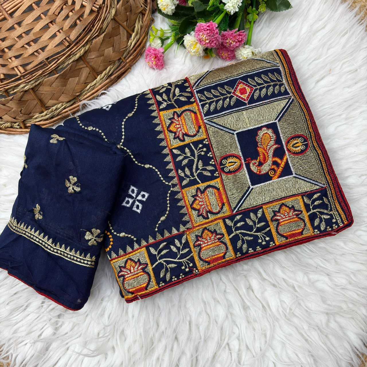 Soft Vichitra Party Wear Saree