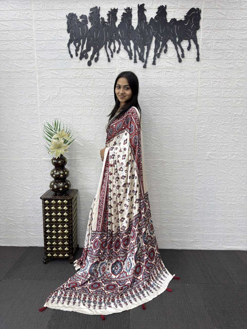 Japan Sartin Party Wear Silk Saree