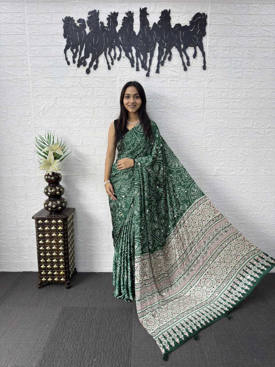 Japan Sartin Party Wear Silk Saree
