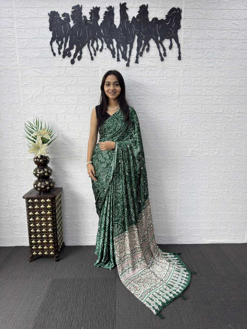 Japan Sartin Party Wear Silk Saree