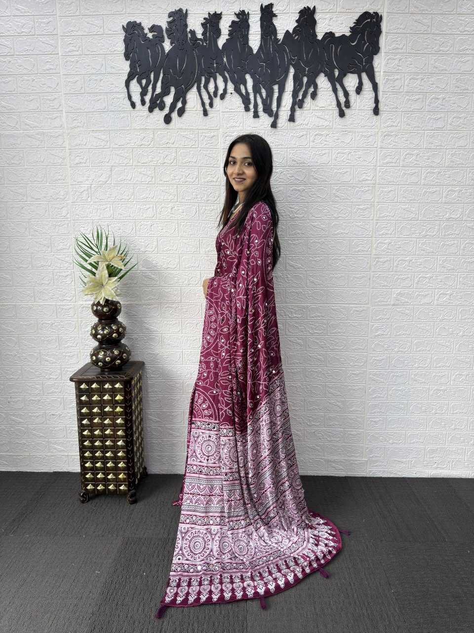 Japan Sartin Party Wear Silk Saree