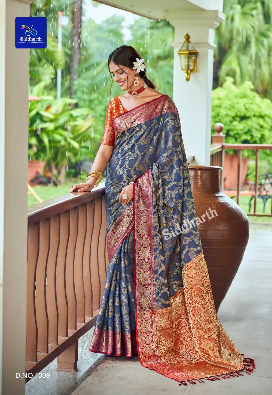 Banarasi Soft Silk Saree in Jungle Green