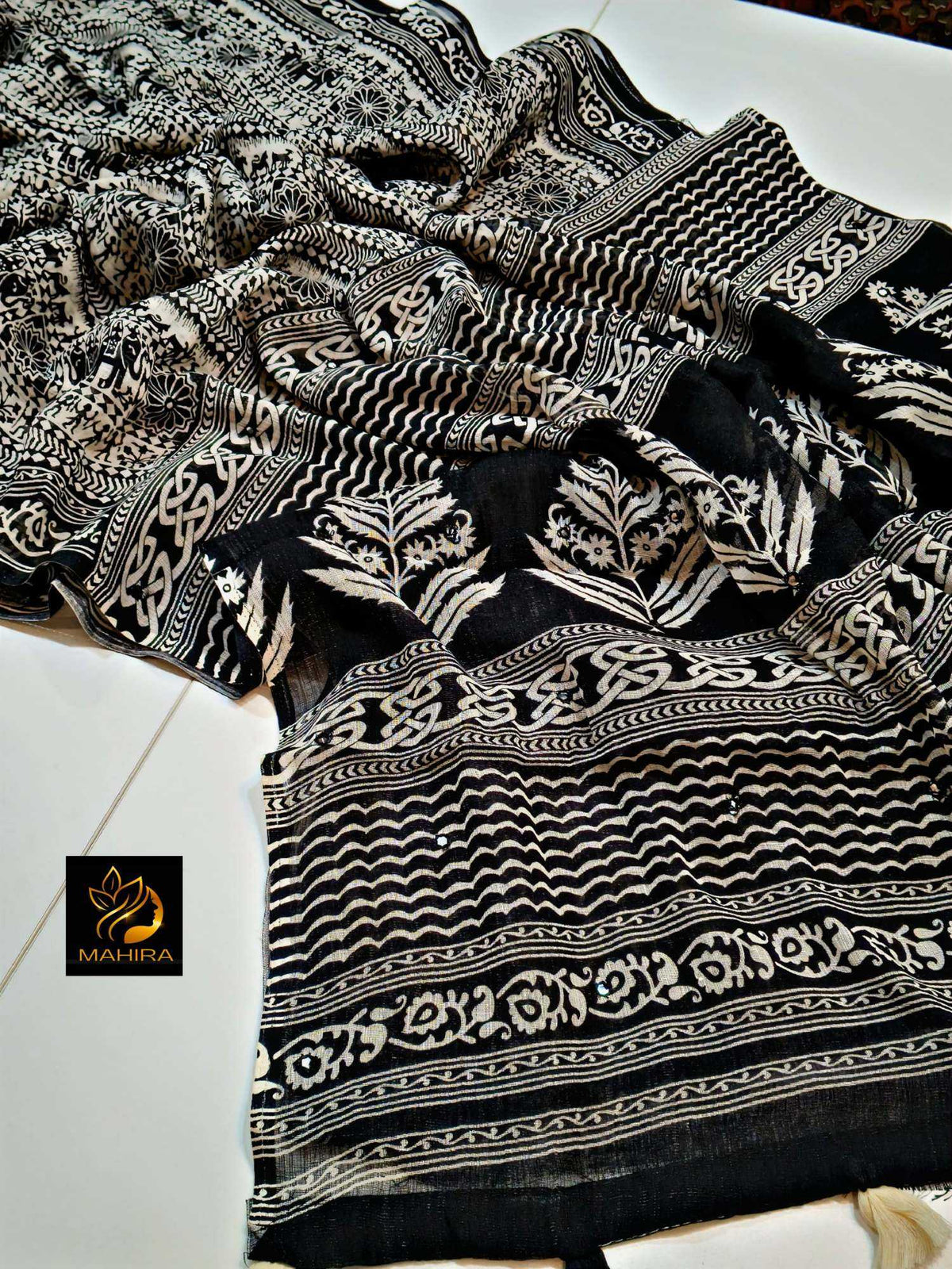 Pragati Linen Designer Saree