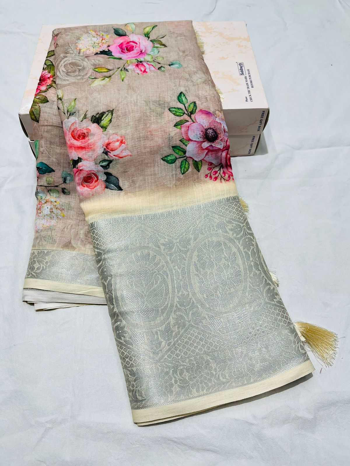 Ronika Cotton Printed Saree