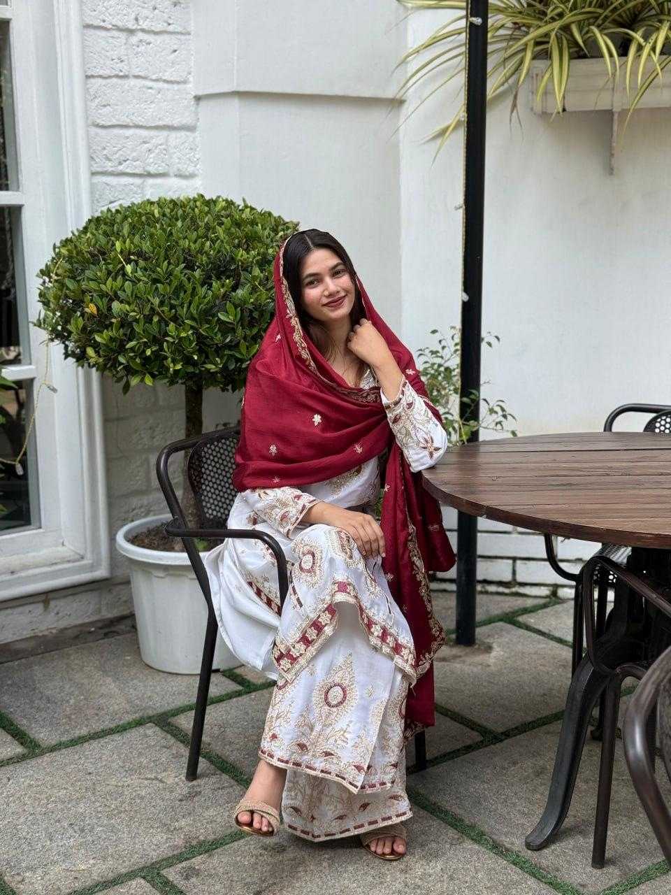 Chinon Silk Embroidery Suit