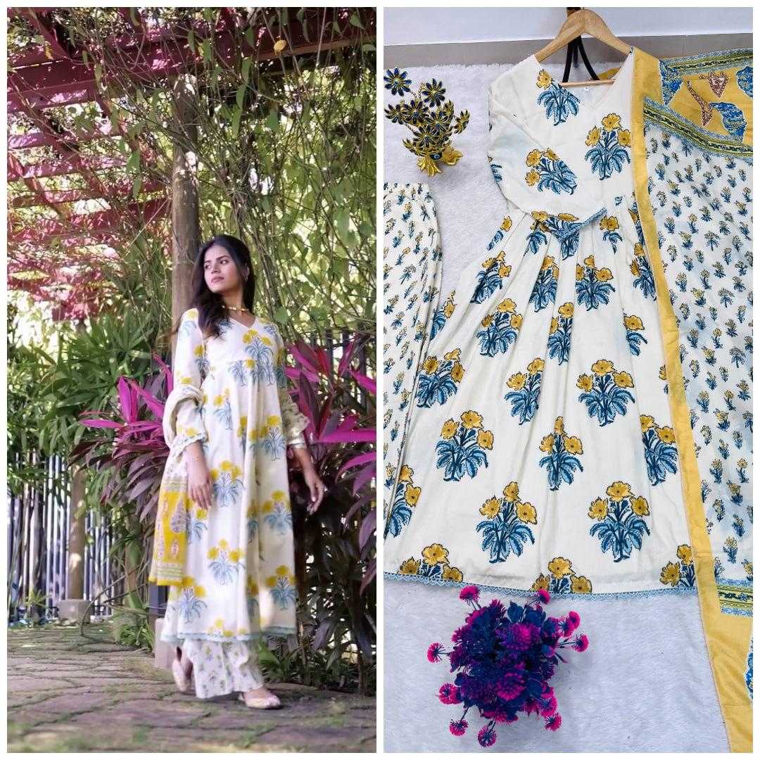 Muslin Printed Gown