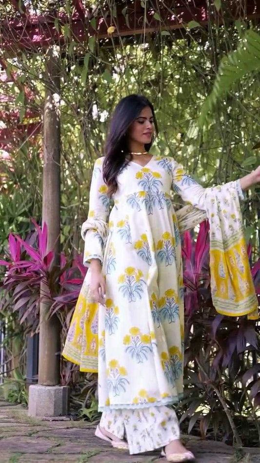 Muslin Printed Gown