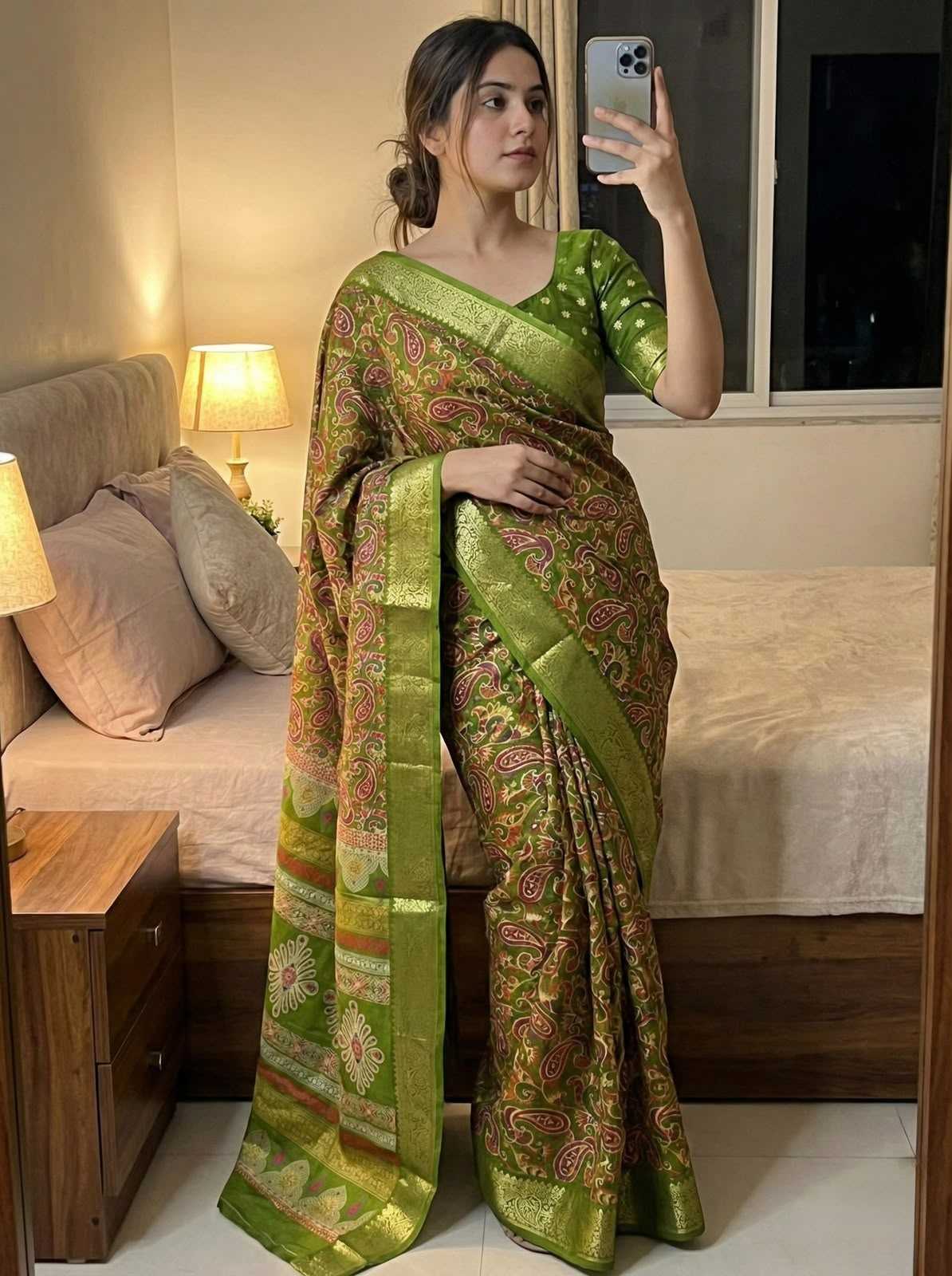 Ashna Cotton Printed Saree