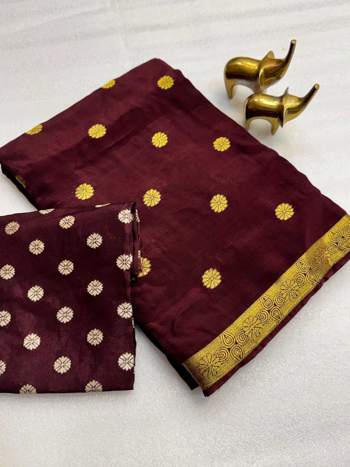 Binal Crepe Silk Traditional Saree