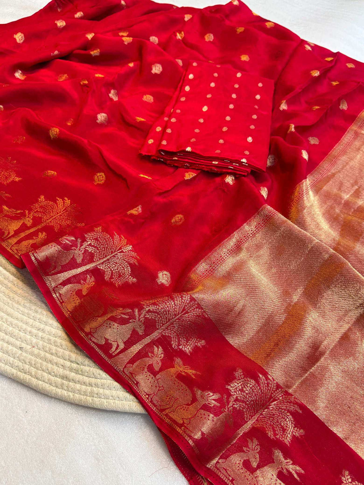 Gargi Crepe Silk Traditional Saree