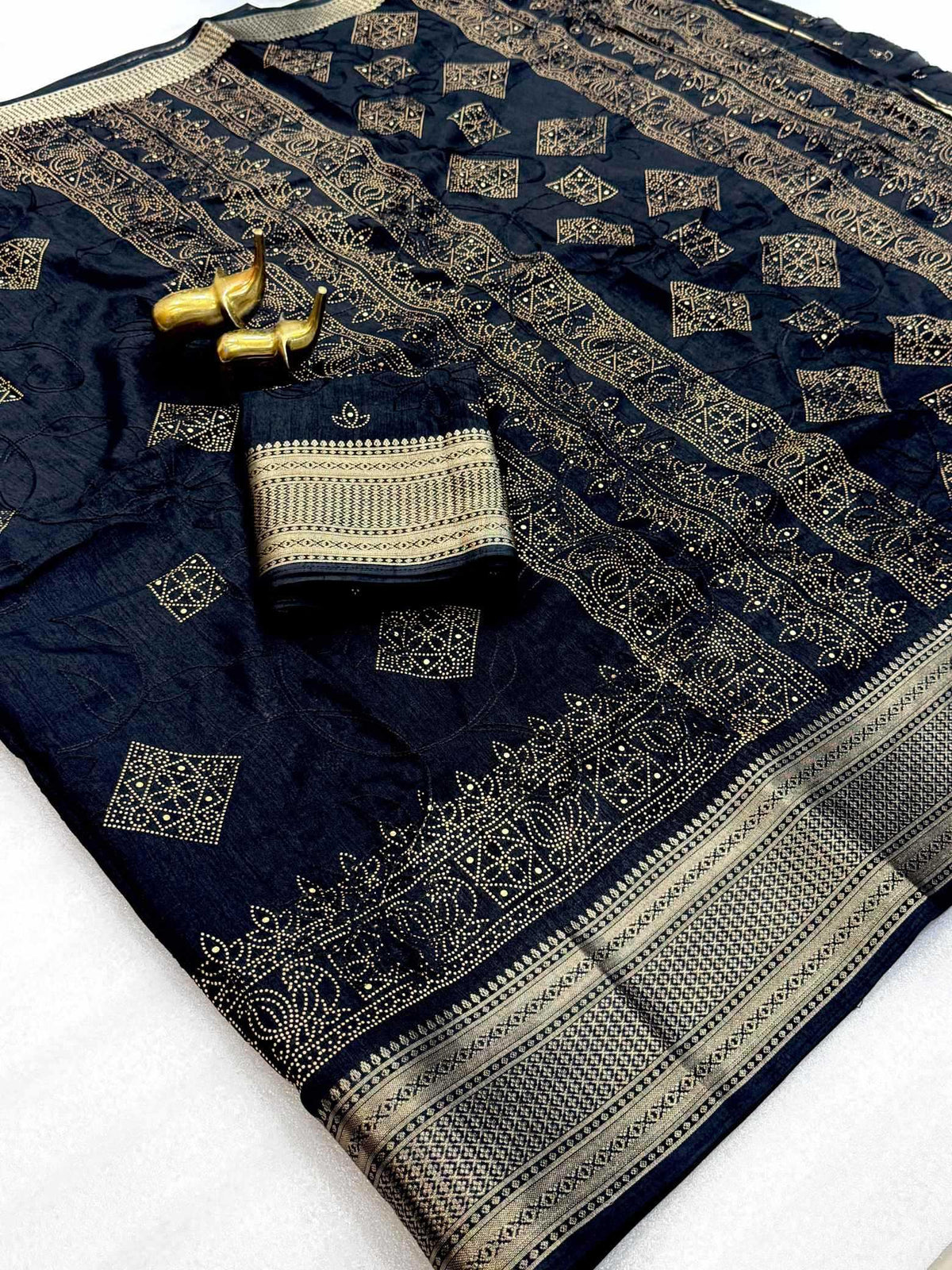 Koyal Dola Silk Saree