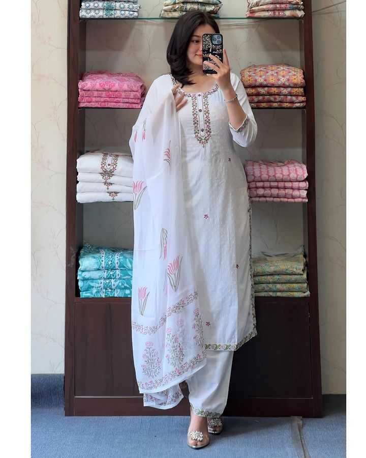 Georgette Embroidery Suit