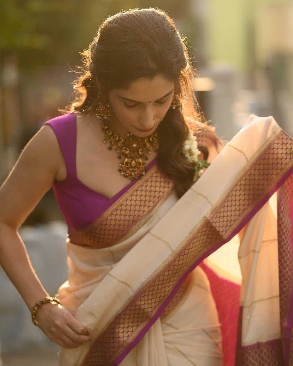 Art Silk Traditional Saree