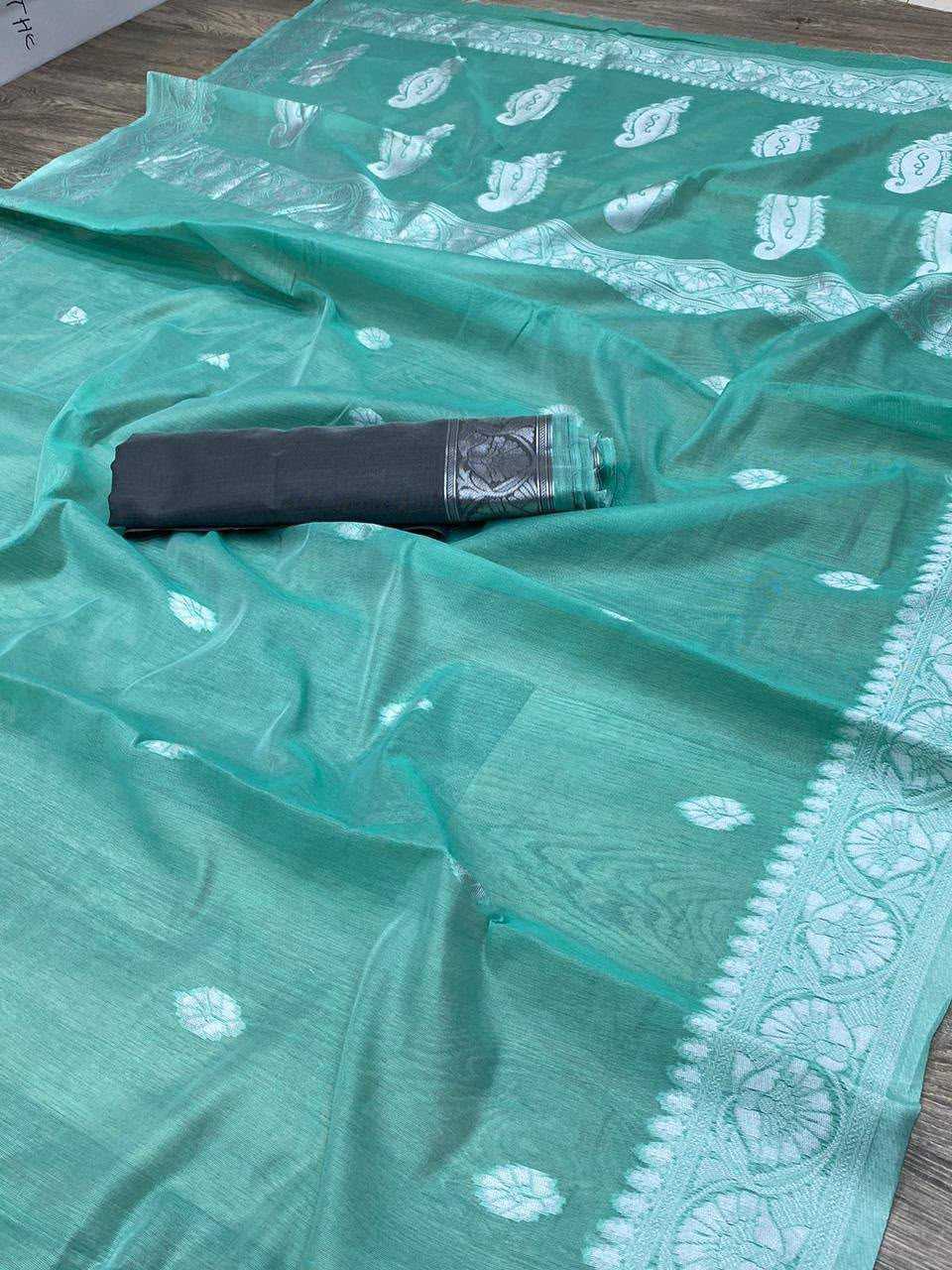Nikhila Linen Designer Saree