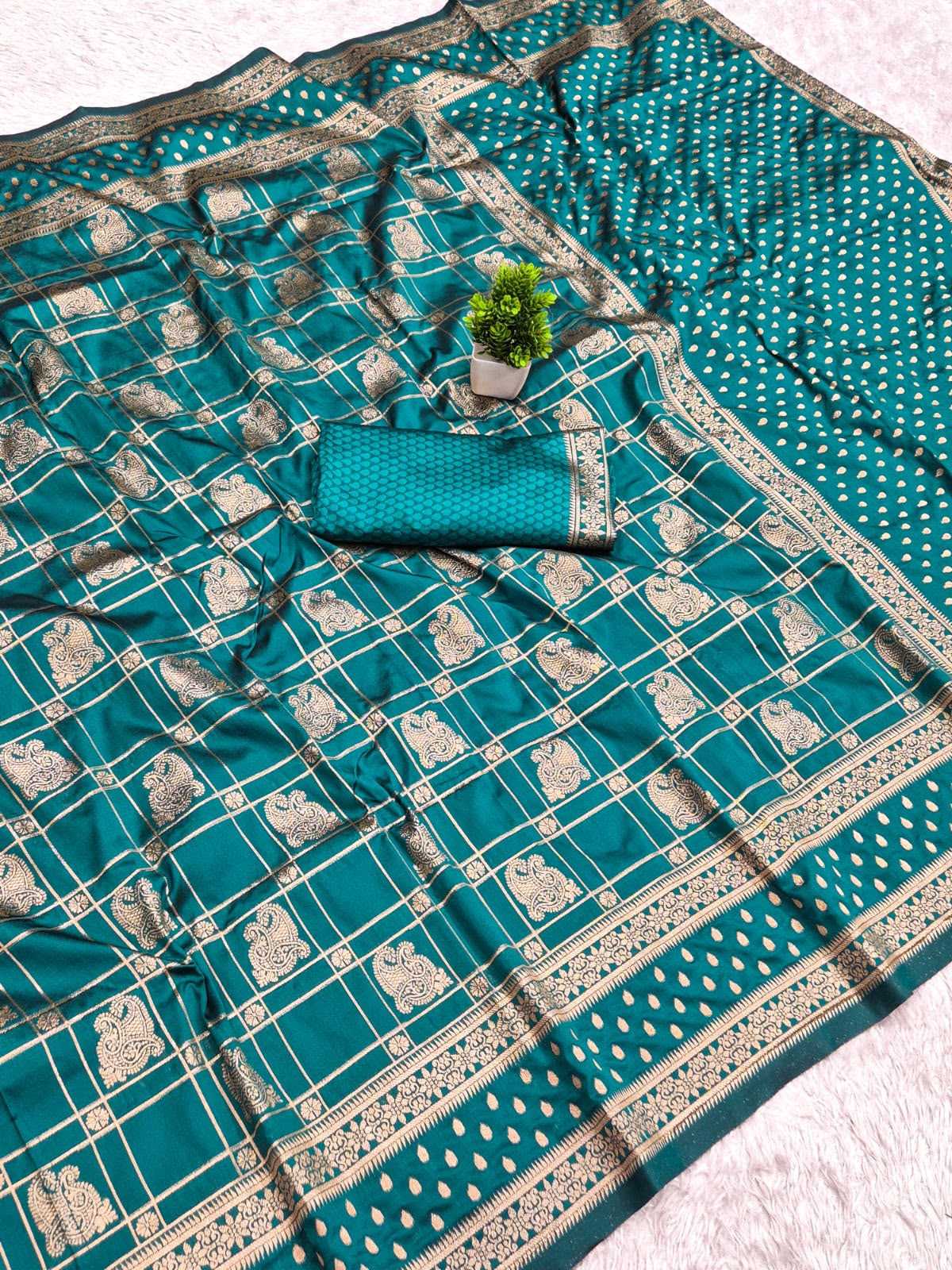 Zarkhan Silk Traditional Saree