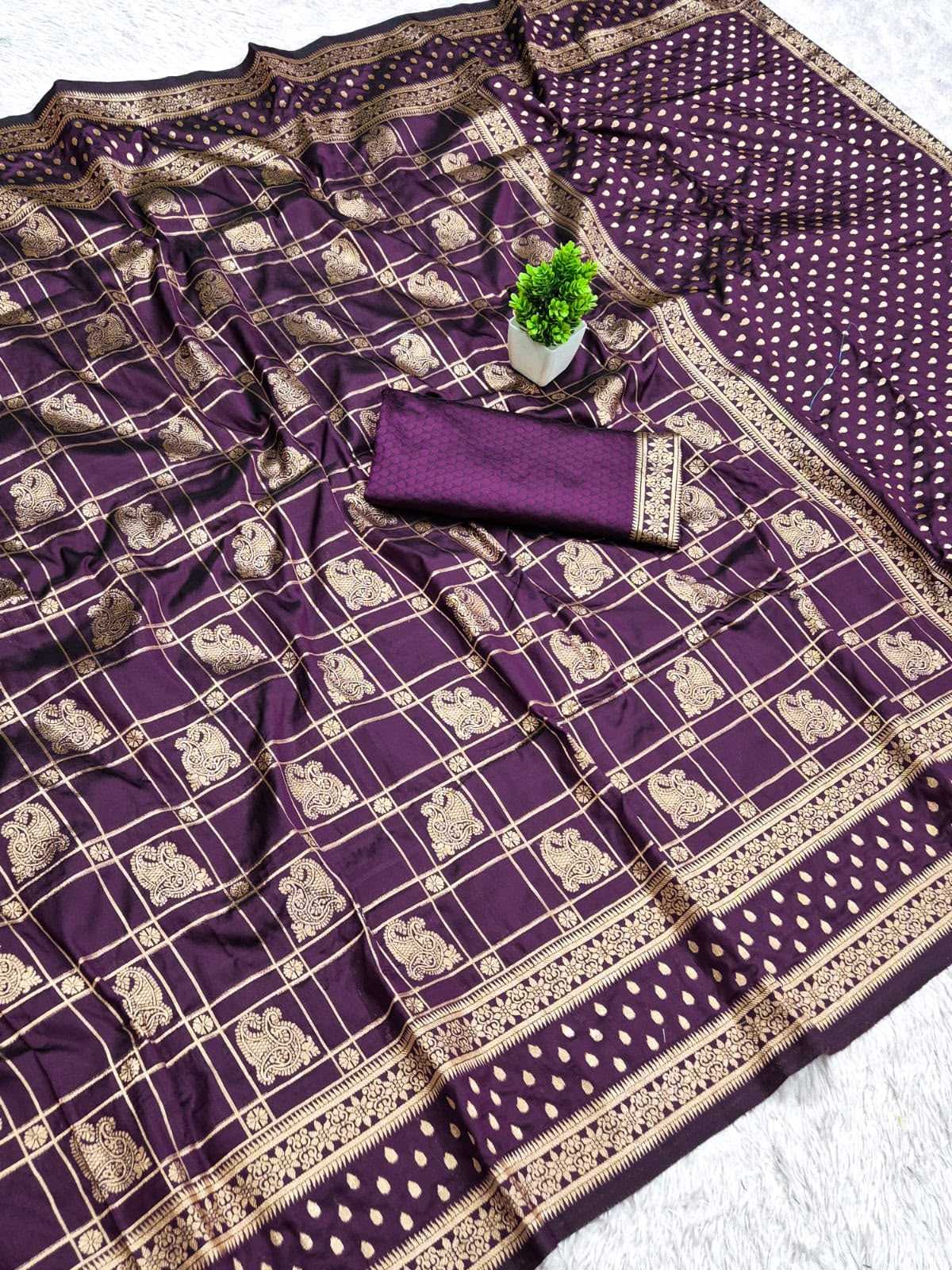 Zarkhan Silk Traditional Saree