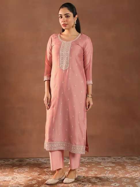 Embroidery Suit