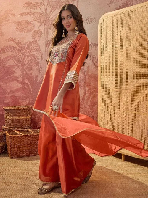 Crepe Embroidery Suit JT-147948