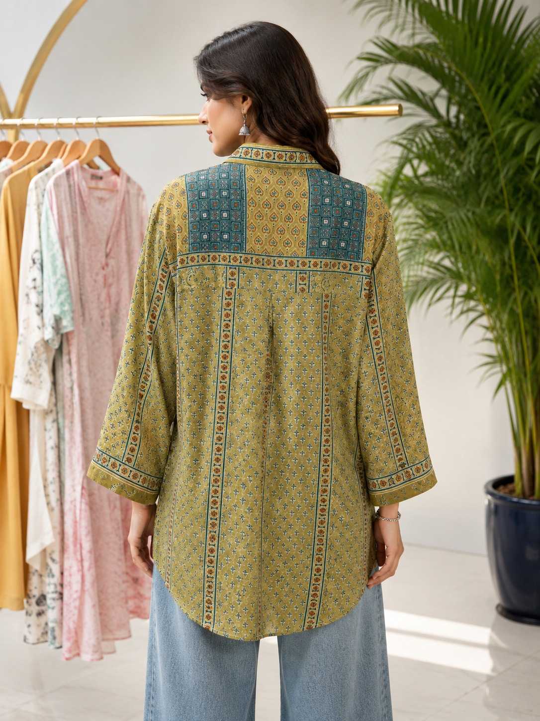 Crepe Top