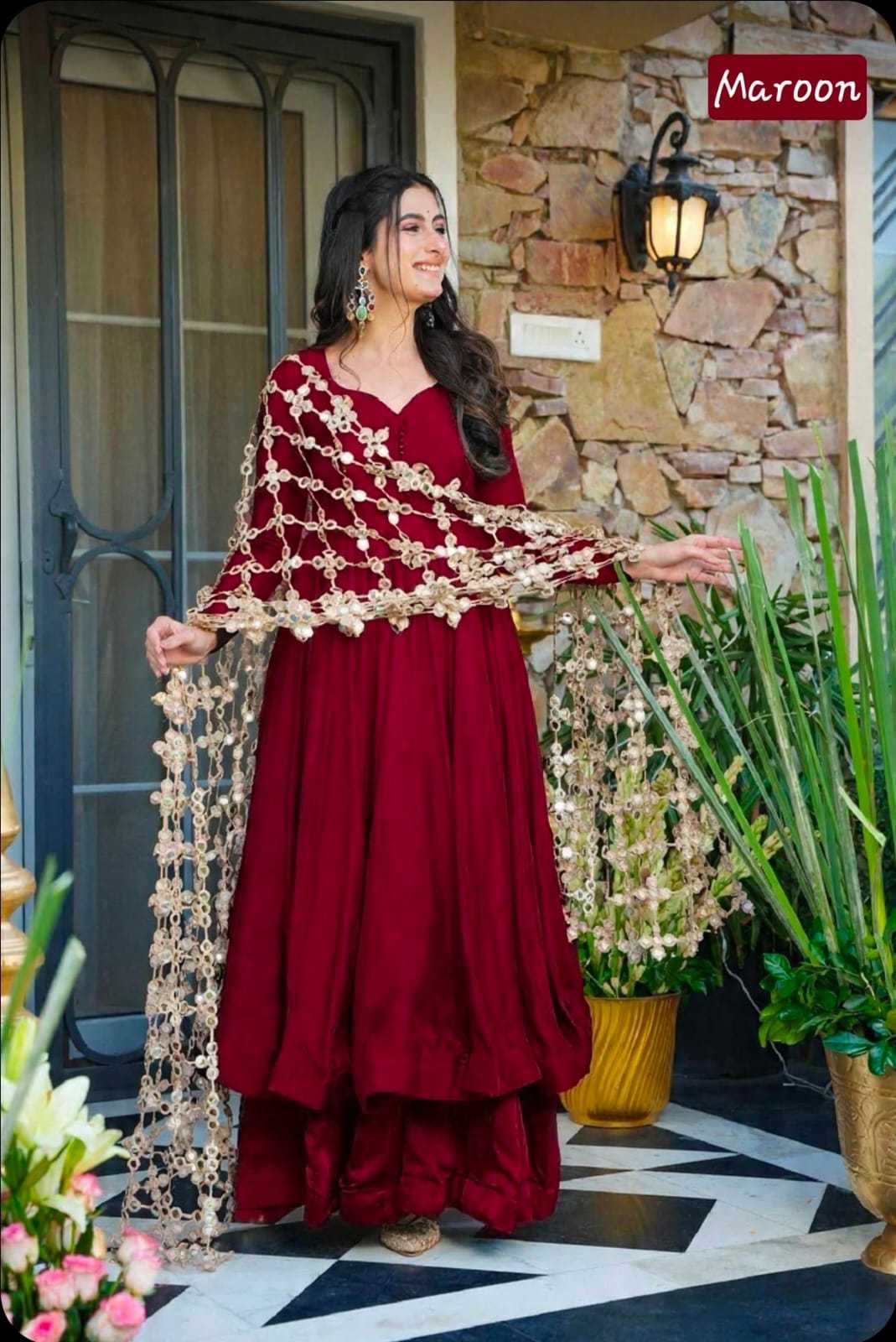 Heavy Roman Silk Palazzo Suit