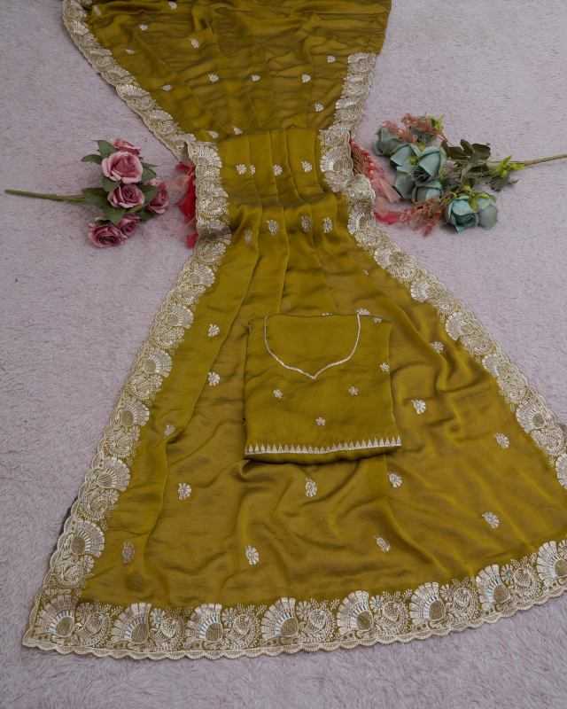 Crunchi Designer Saree in Rani