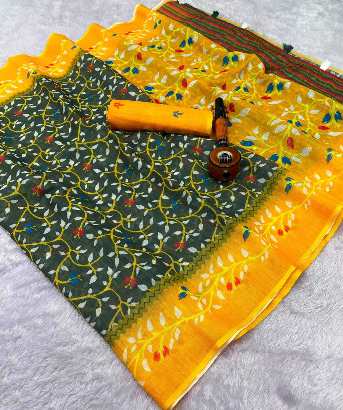 Anshika Linen Printed Saree