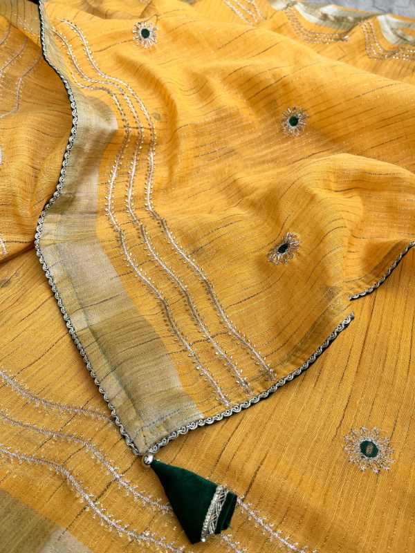 Gurleem Linen Embroidered Saree