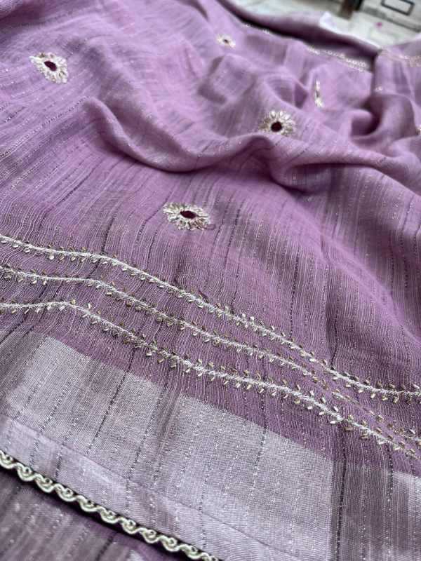 Gurleem Linen Embroidered Saree