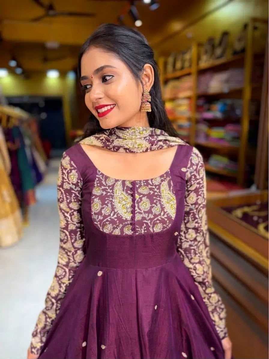 Kriti Georgette Printed Gown