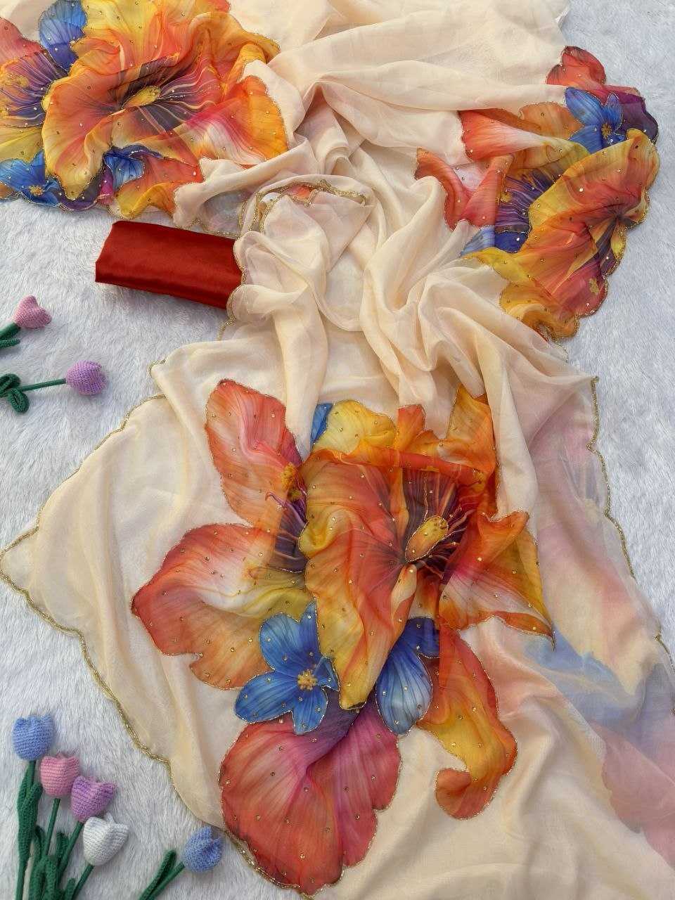 Tabby Silk Soft Saree in Off White