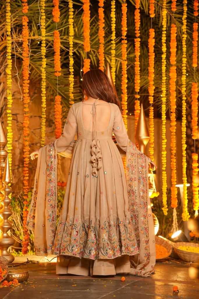 Crush Silk Ladies Suit in Sky